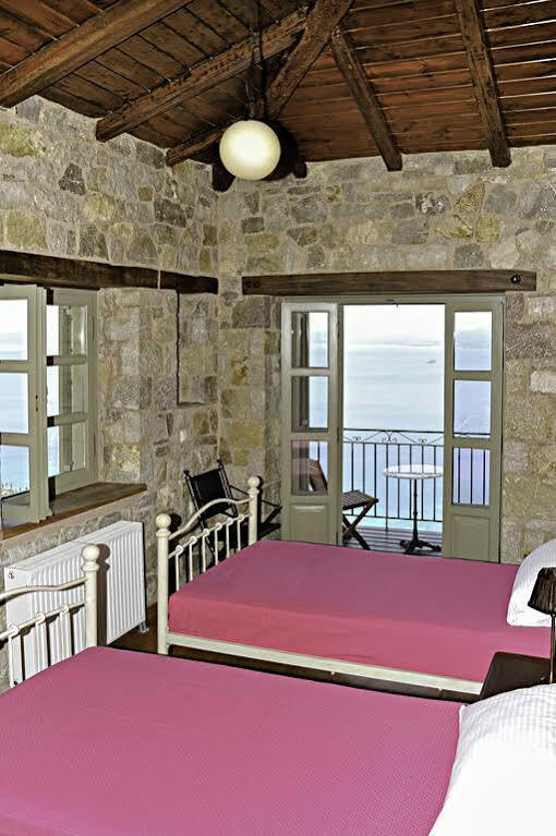 Diotima Homes Kalamata Exterior foto